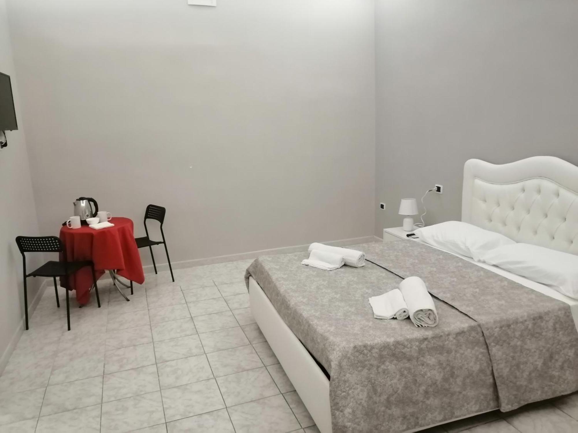 נאפולי Francesco Home מראה חיצוני תמונה