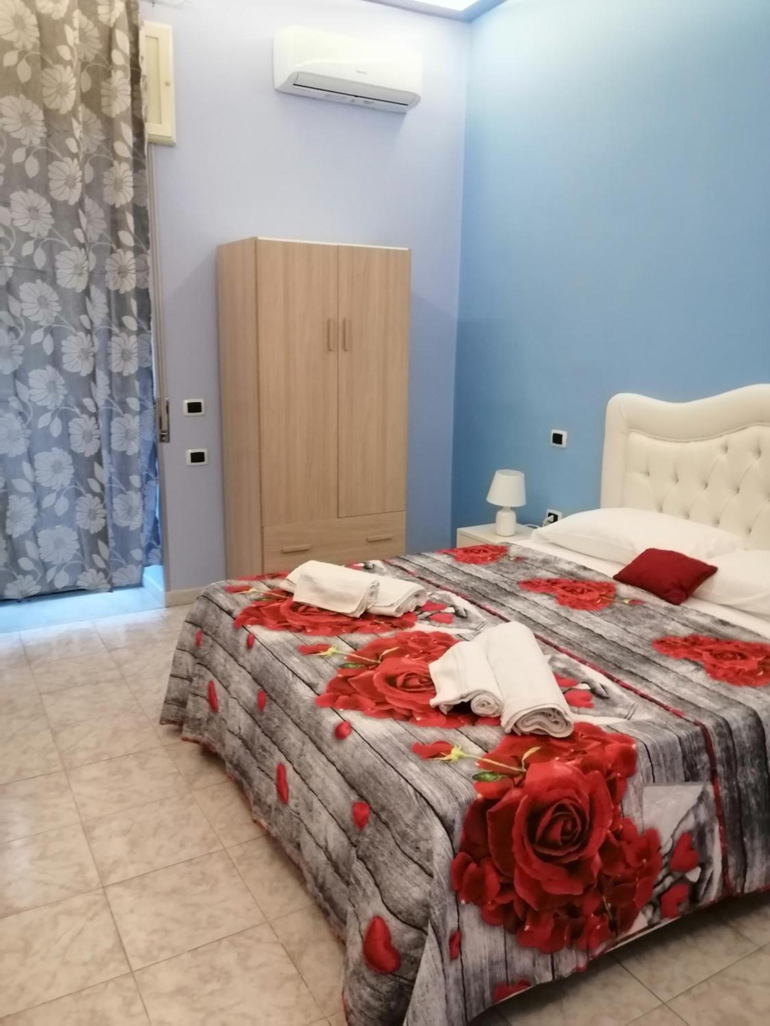 נאפולי Francesco Home מראה חיצוני תמונה