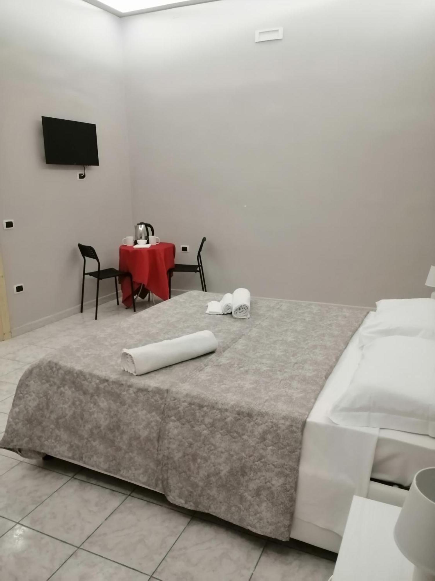 נאפולי Francesco Home מראה חיצוני תמונה