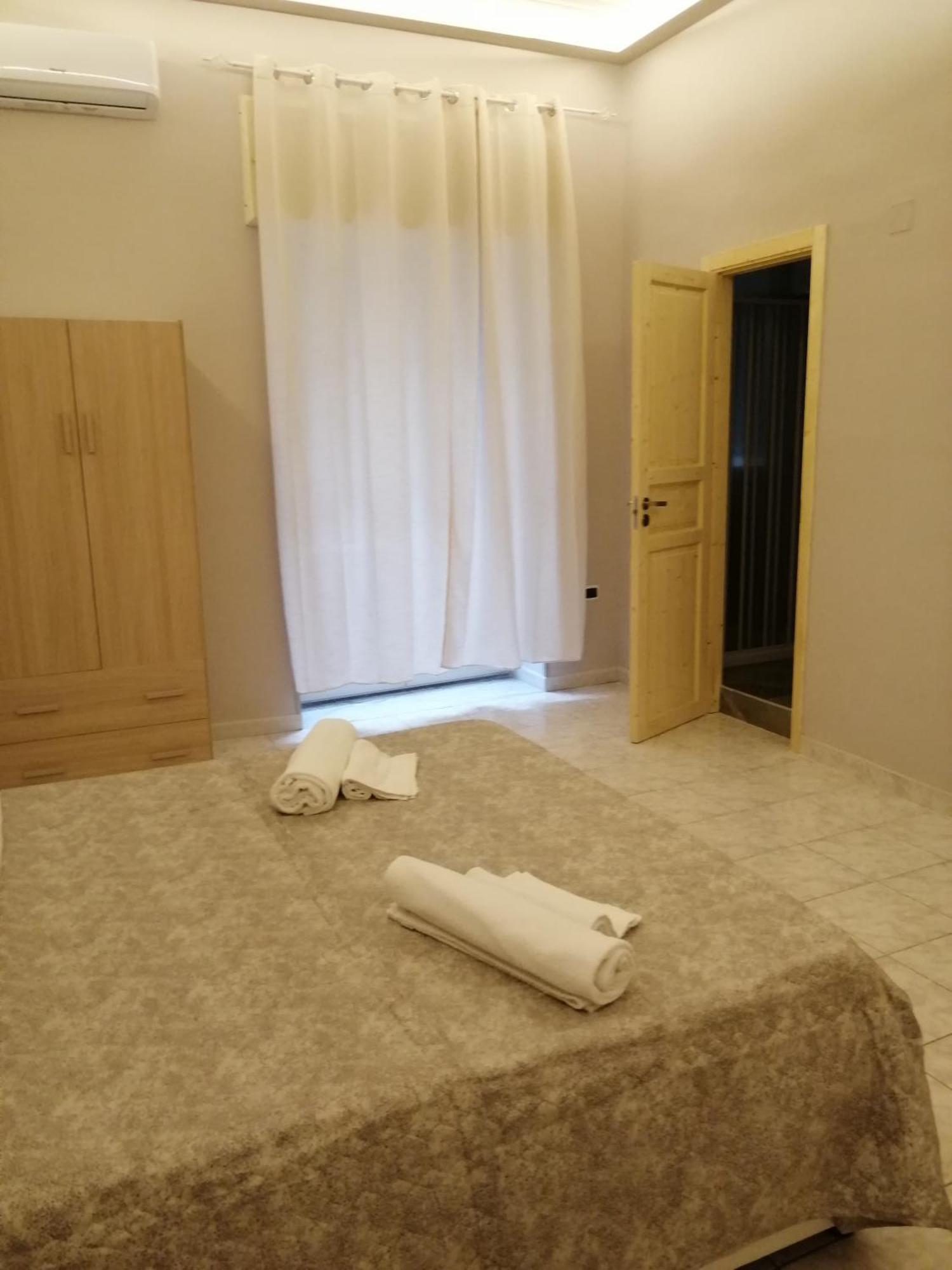 נאפולי Francesco Home מראה חיצוני תמונה