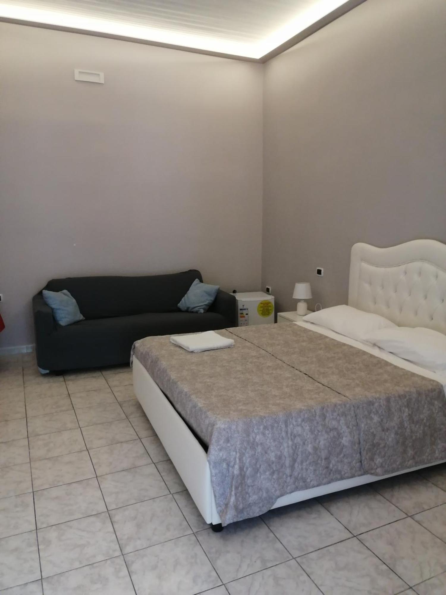 נאפולי Francesco Home מראה חיצוני תמונה
